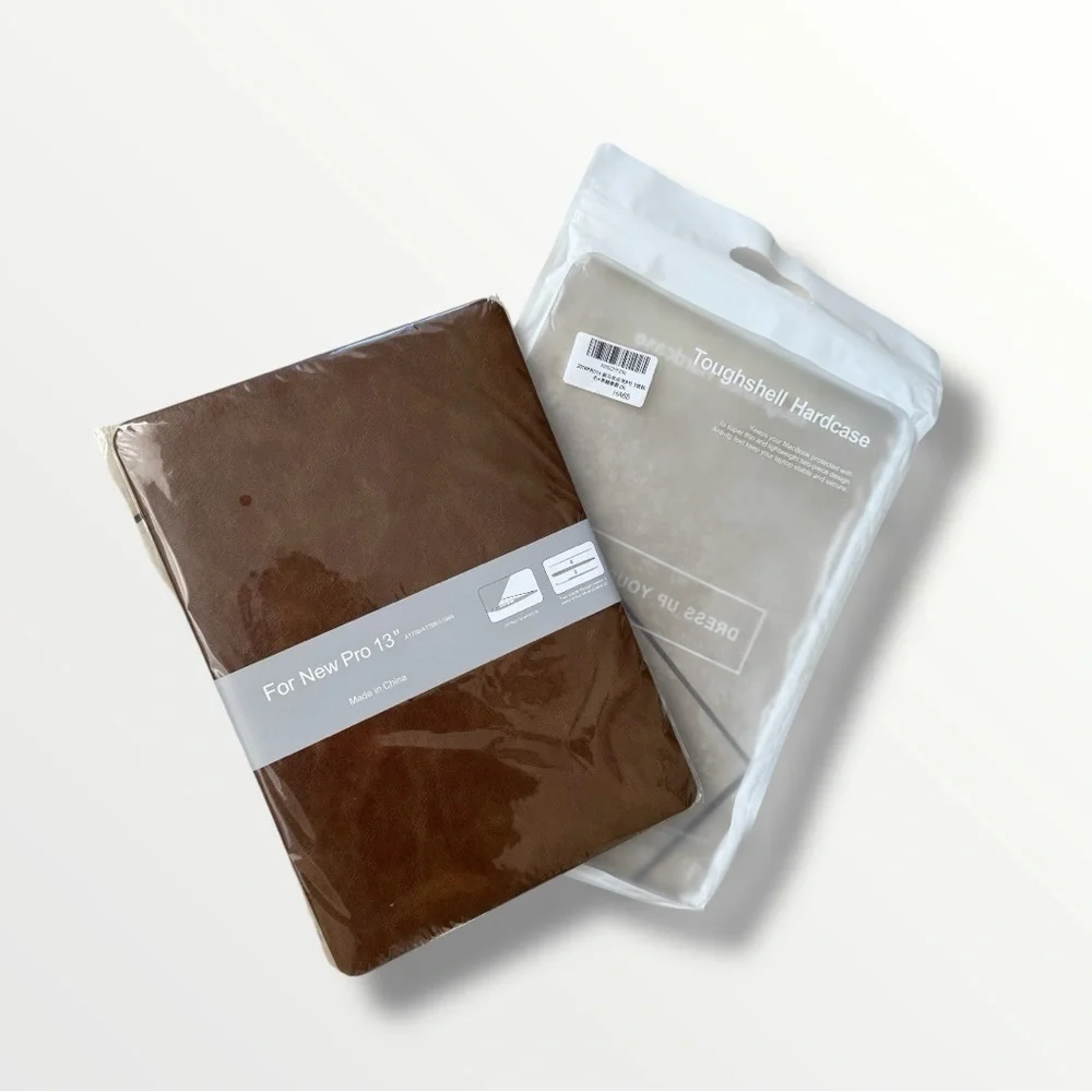 Toughshell Hardcase for a MacBook Pro 13 Brown Faux Leather New